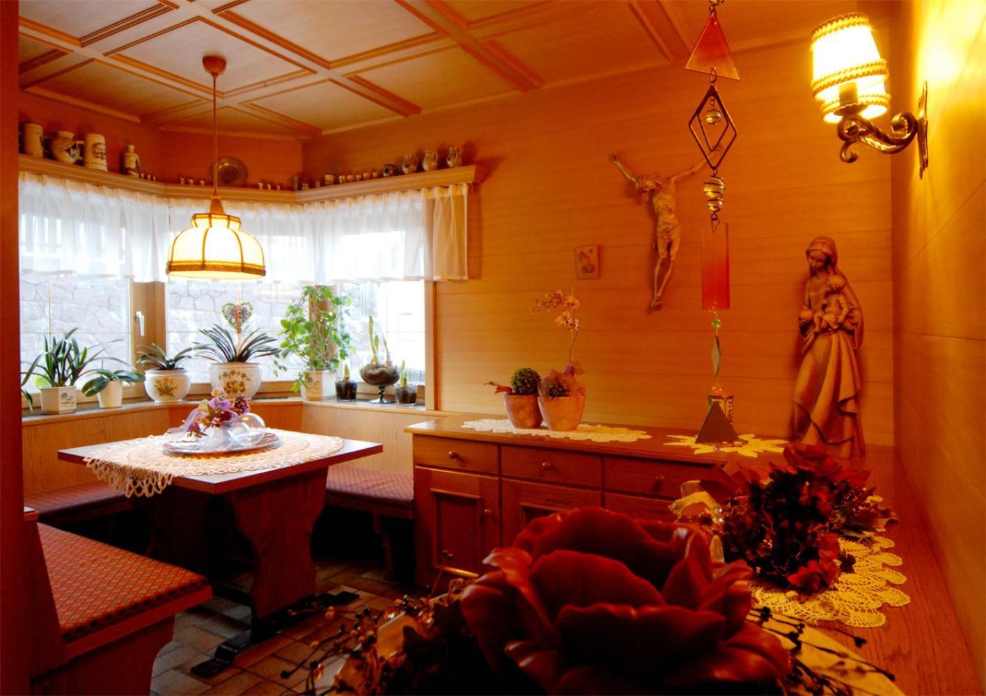 Garni Waldfrieden Hotel Castelrotto Luaran gambar