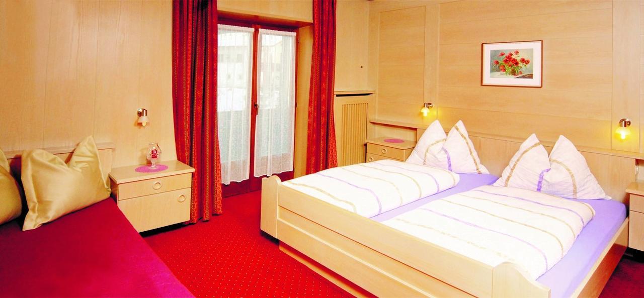 Garni Waldfrieden Hotel Castelrotto Luaran gambar